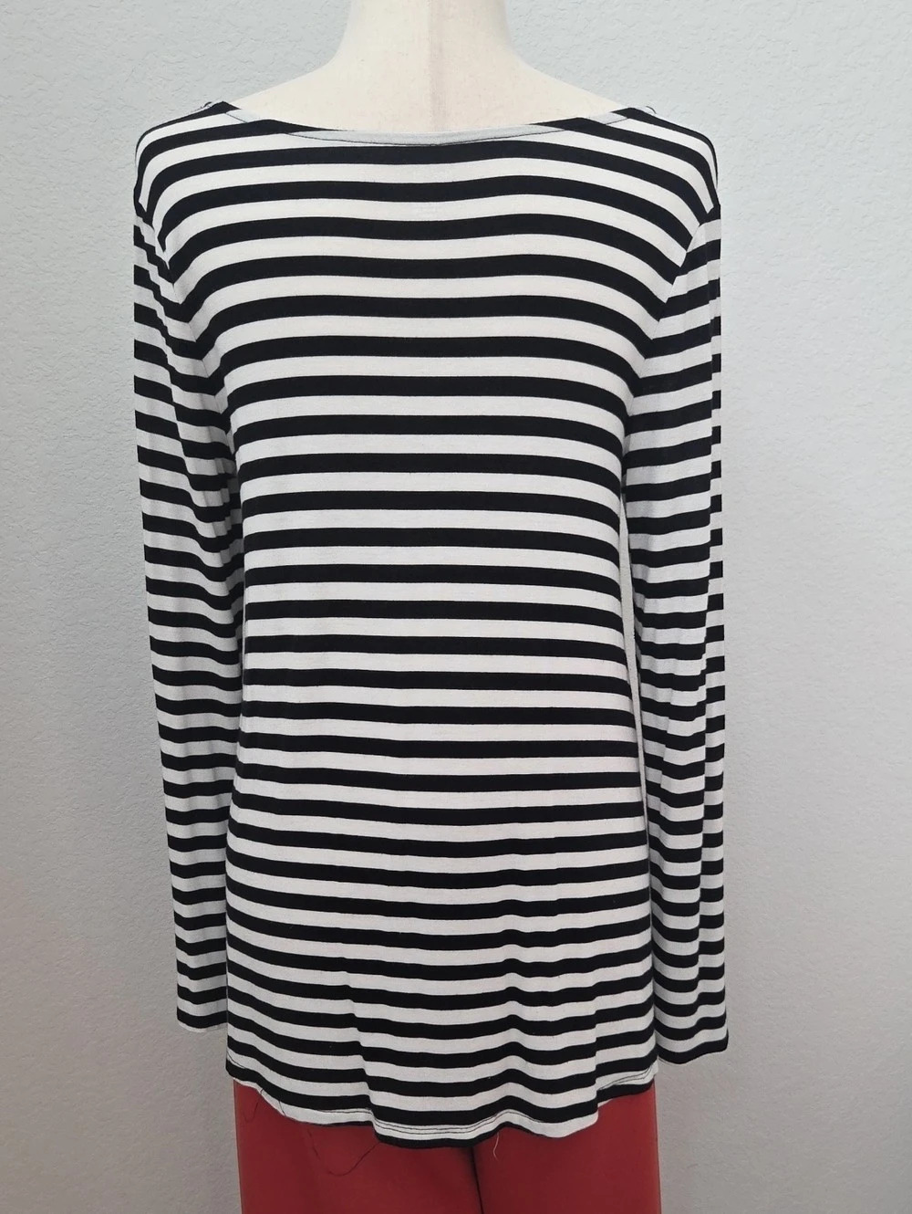 Gap Striped Long Sleeve Top Black & White Size Small "Legging Tee" T-shirt